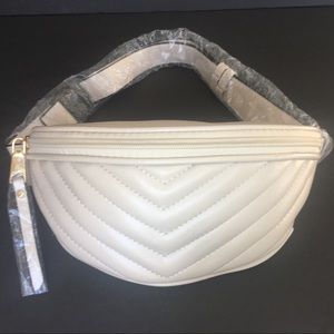 NWT. Fanny Pac Crossbody Handbag